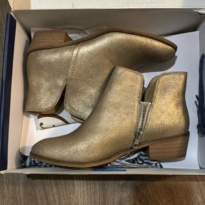 Splendid Hampton champagne size 8